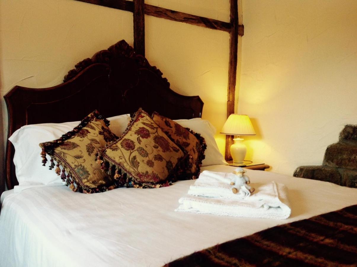 Slapton Manor Тоустър Екстериор снимка